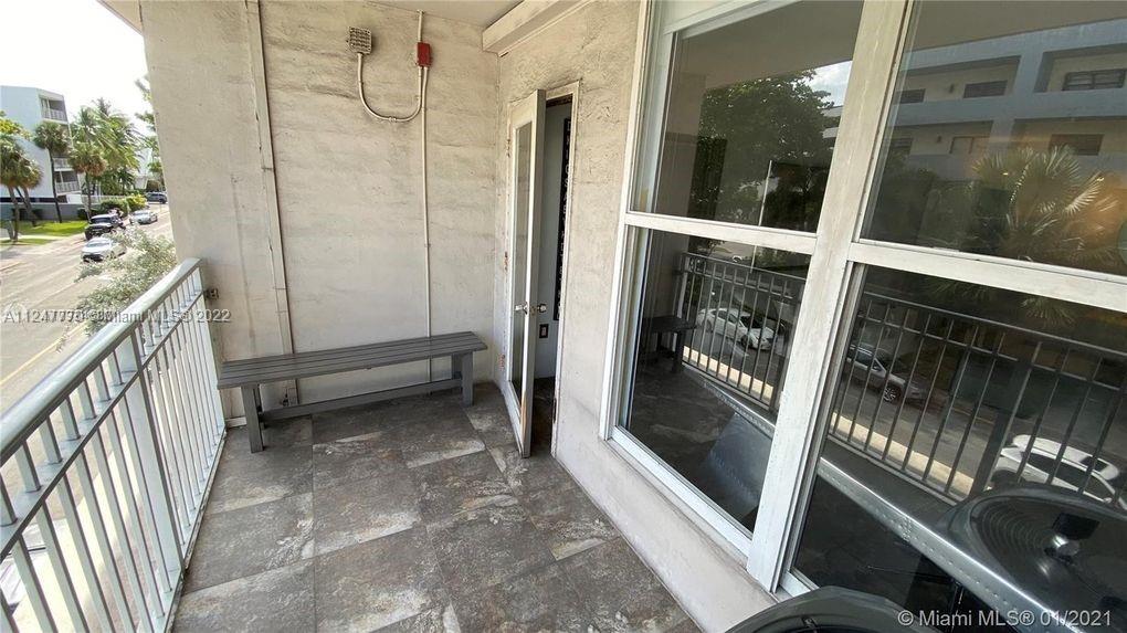 LINCOLN TOWERS CONDO - Residential Lease