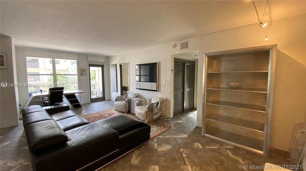 LINCOLN TOWERS CONDO - Residential Lease