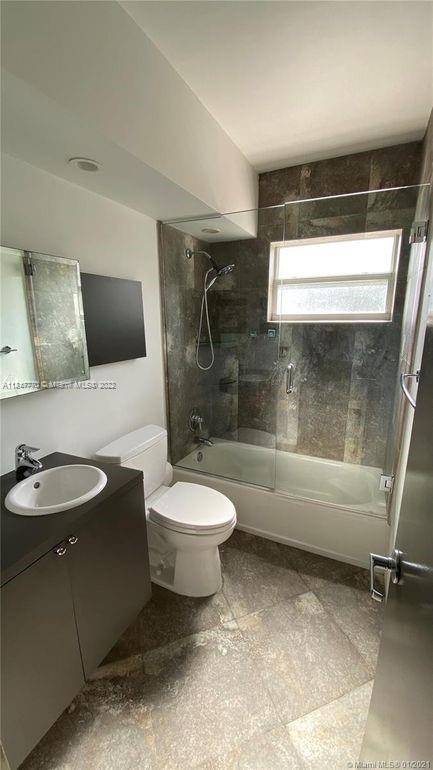 LINCOLN TOWERS CONDO - Residential Lease