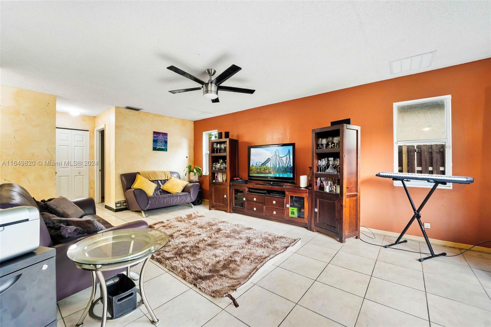 GROVE COMMERCIAL CENTER - Residential