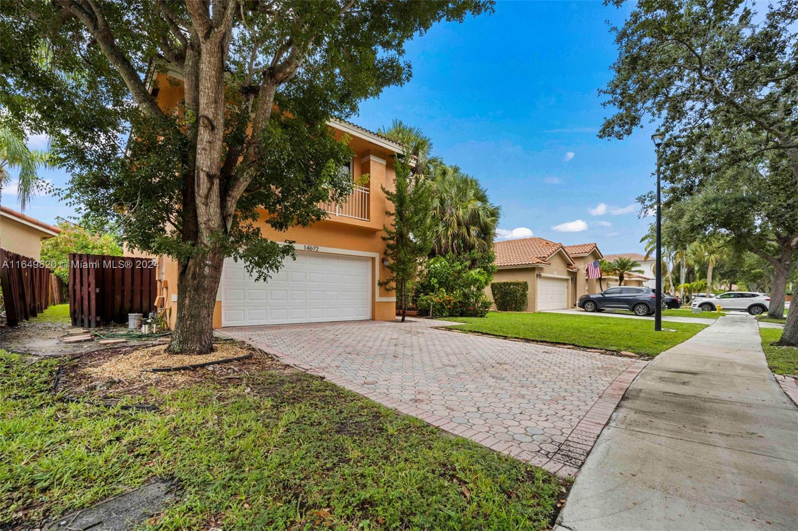 GROVE COMMERCIAL CENTER - Residential