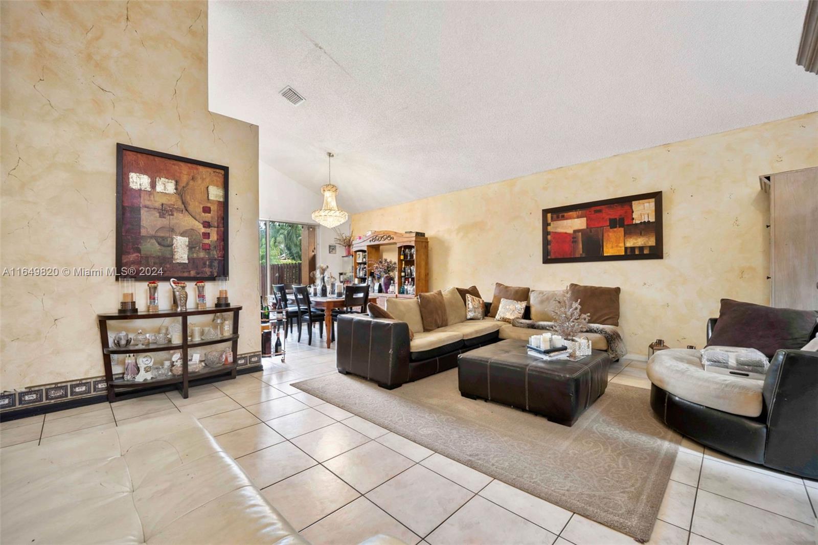 GROVE COMMERCIAL CENTER - Residential