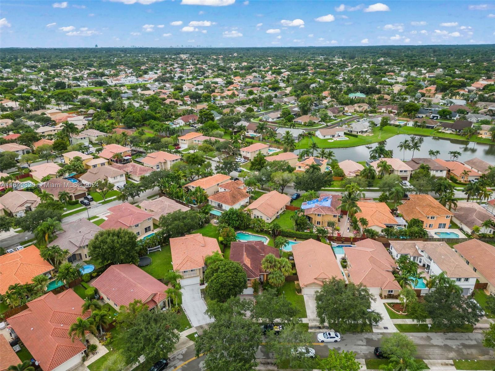 GROVE COMMERCIAL CENTER - Residential