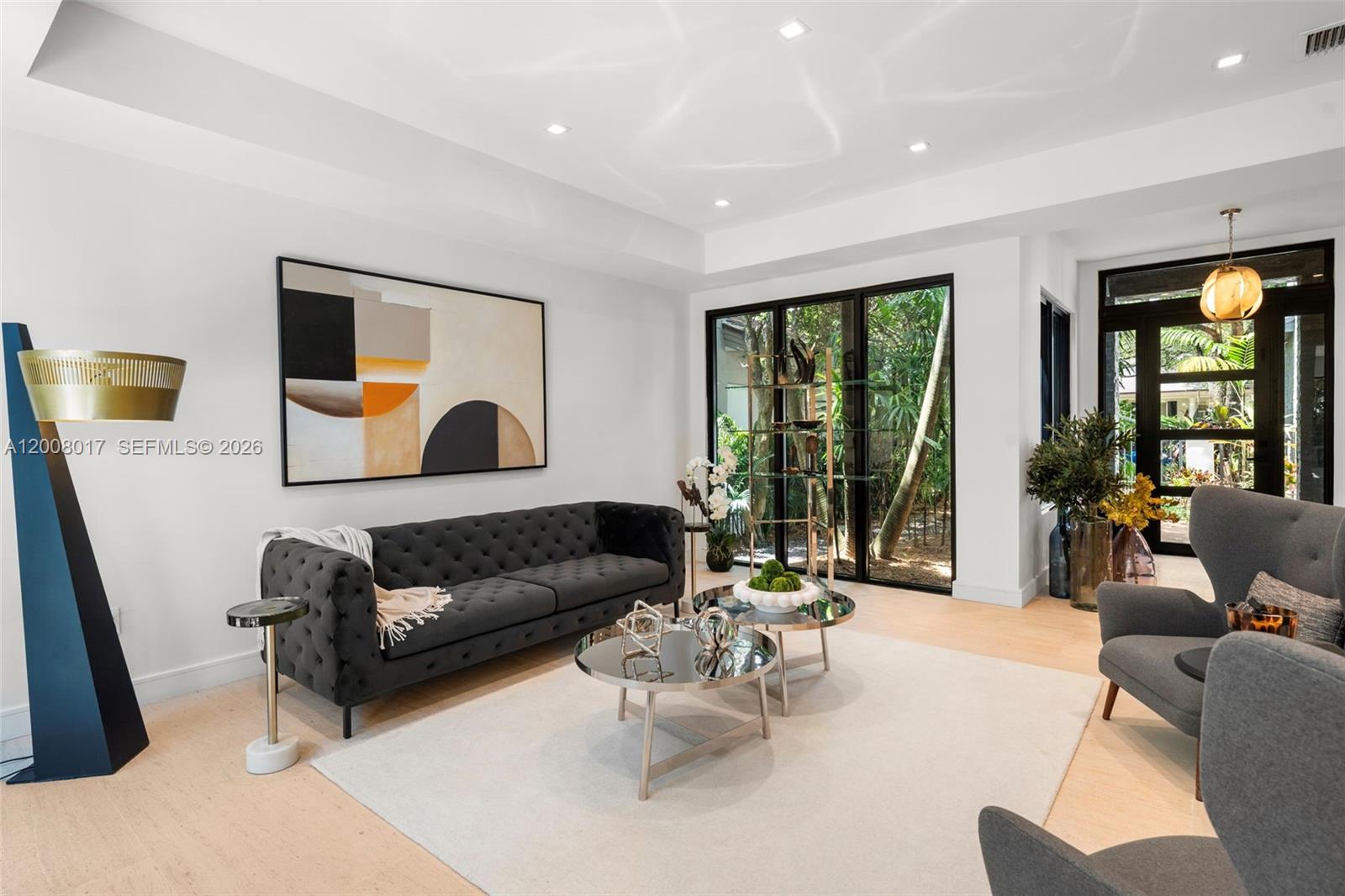 UNIVERSITY PLACE - Residential