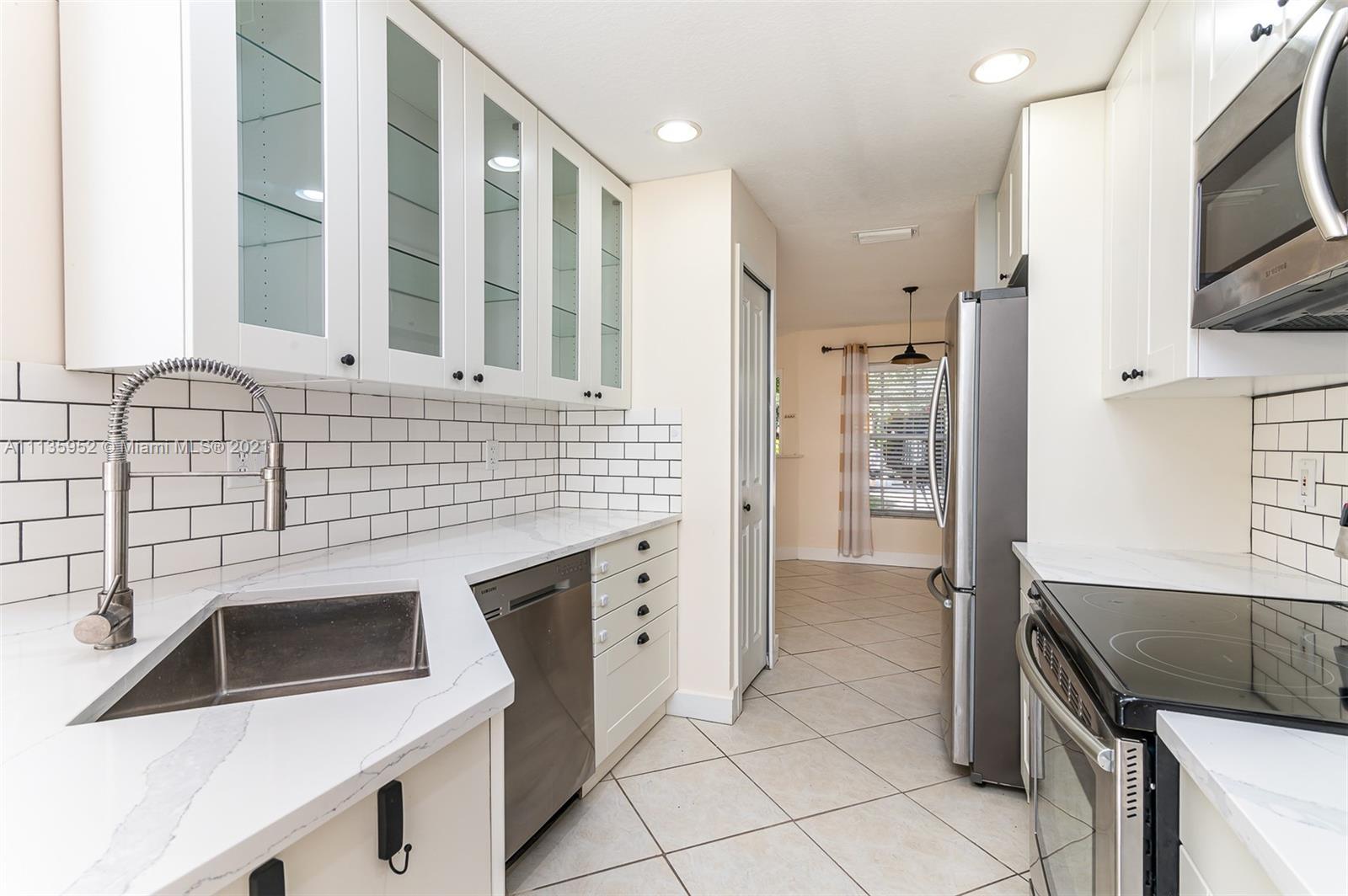 WATERFORD CROSSINGS - Residential Lease