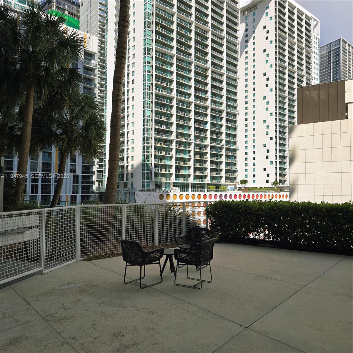 REACH CONDO - Residential