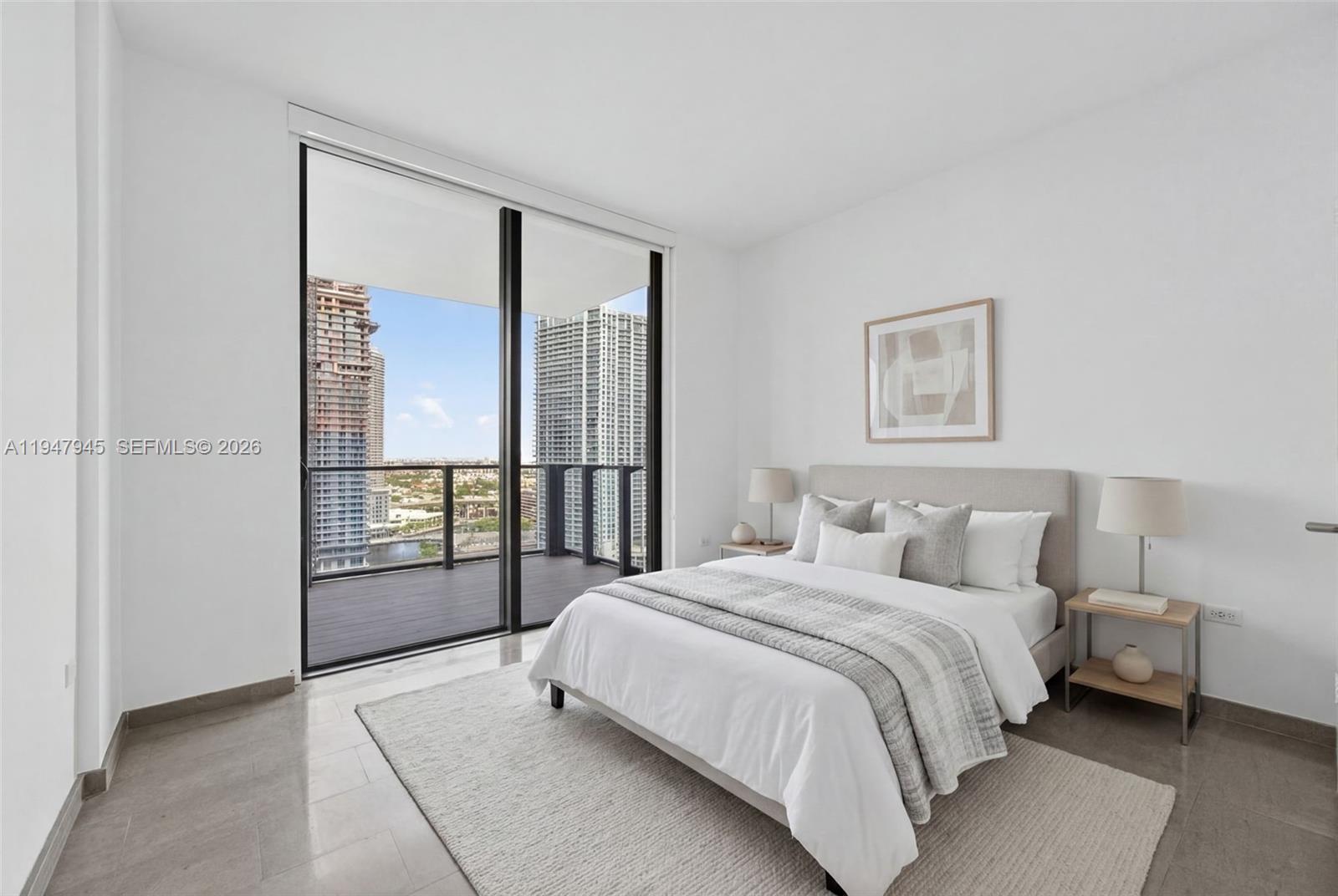 REACH CONDO - Residential