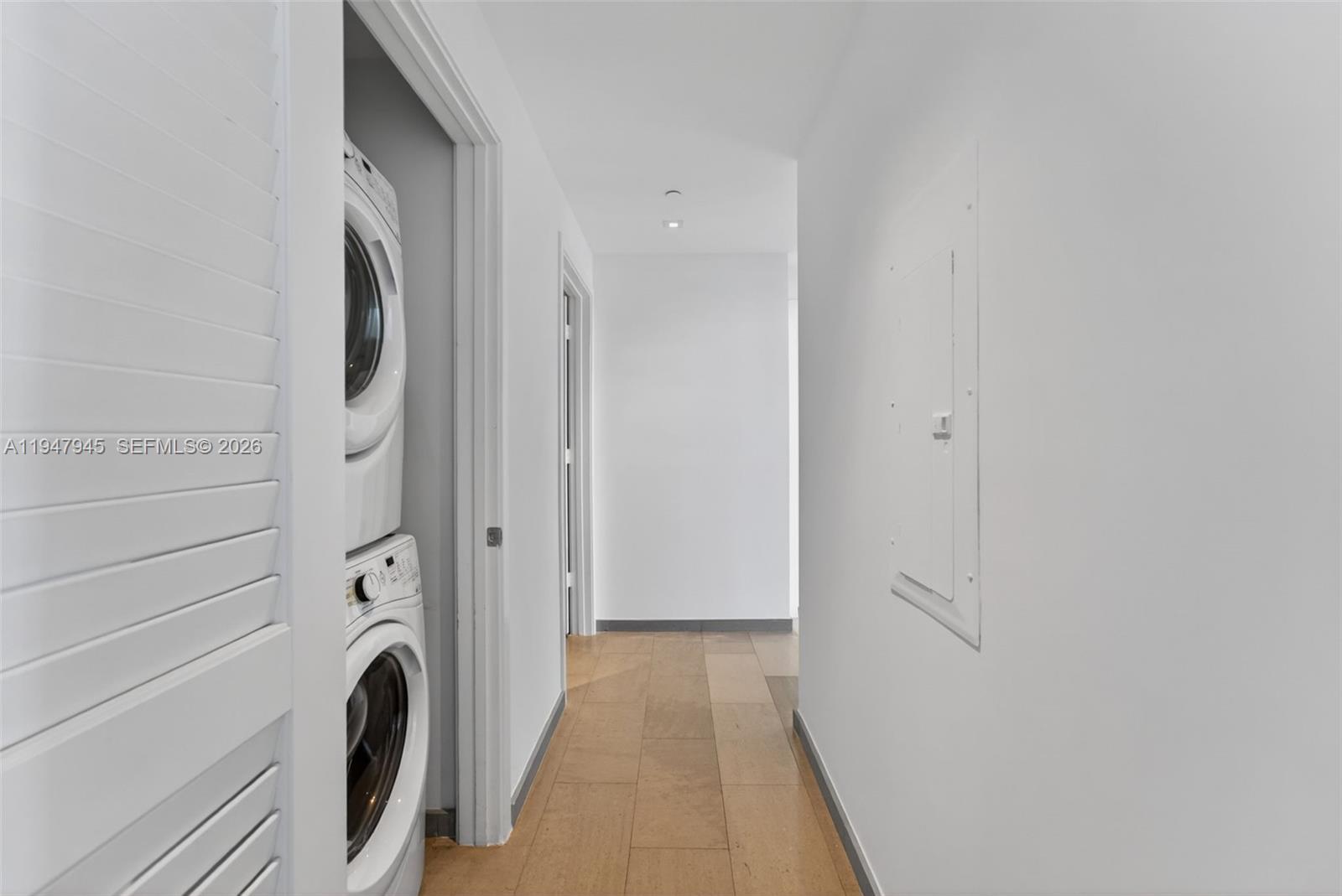 REACH CONDO - Residential
