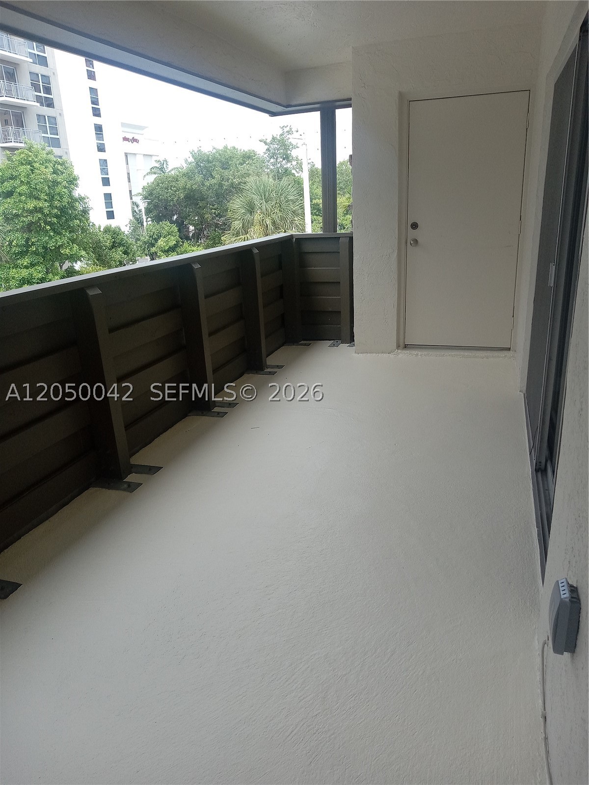THE LEDGES CONDO - Residential Lease