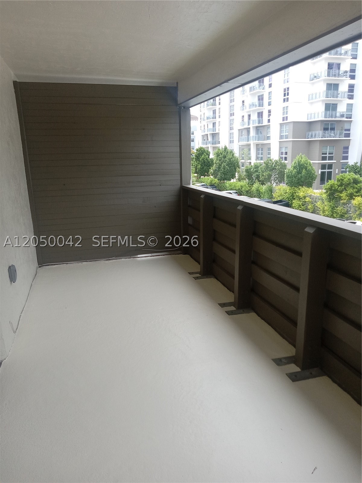 THE LEDGES CONDO - Residential Lease