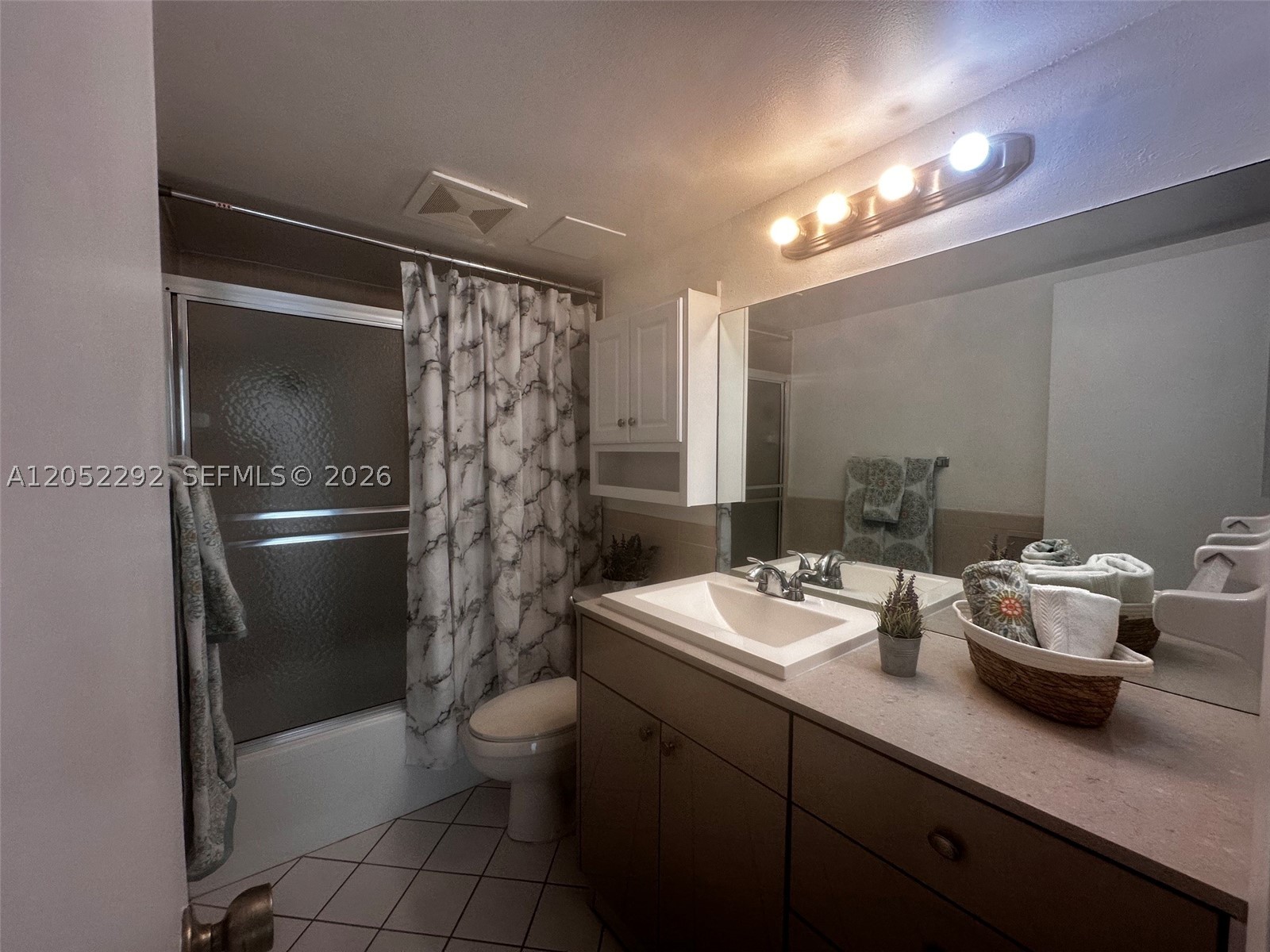 PLANTATION PLACE CONDO - Residential