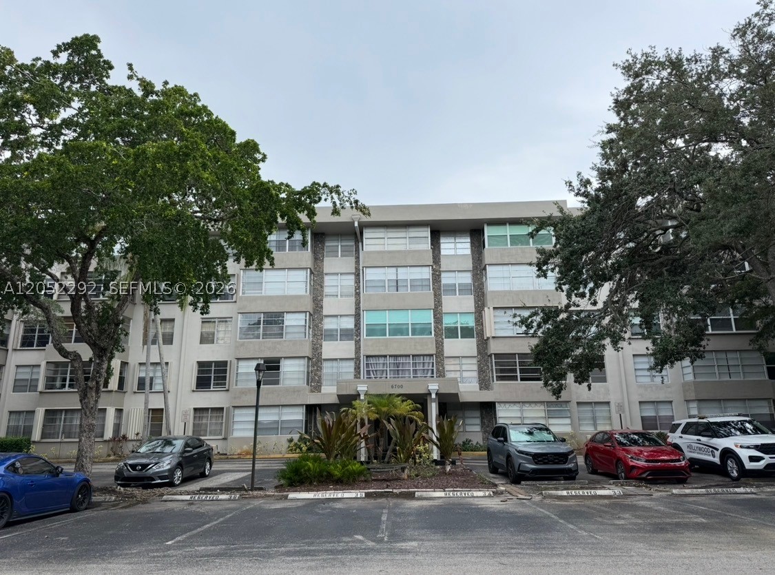 PLANTATION PLACE CONDO - Residential
