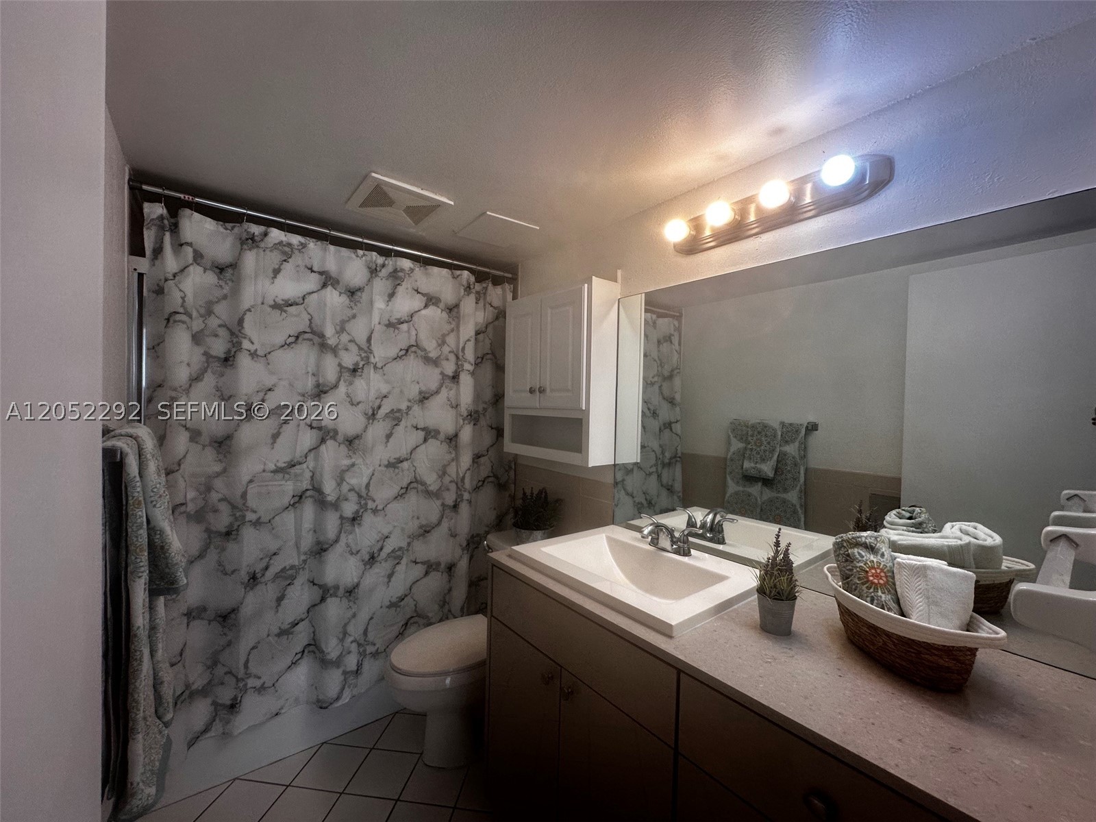 PLANTATION PLACE CONDO - Residential