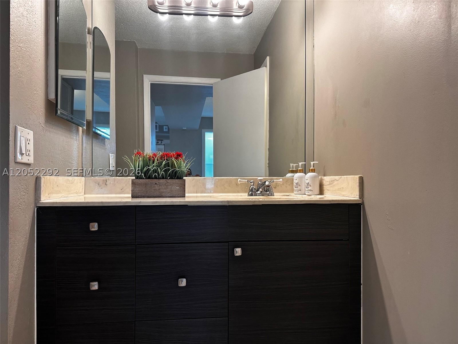 PLANTATION PLACE CONDO - Residential