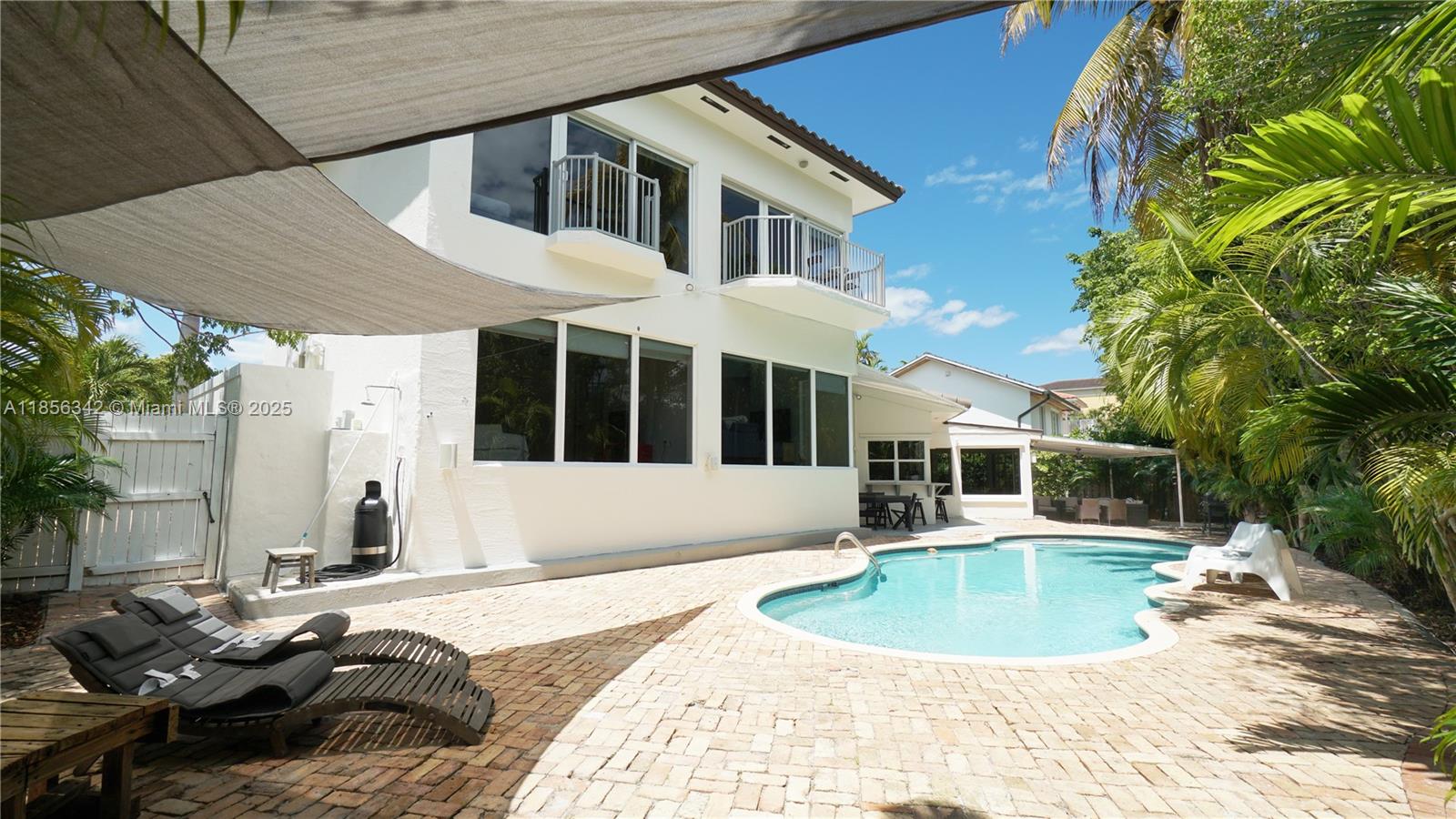 BISCAYNE KEY ESTATES - Residential