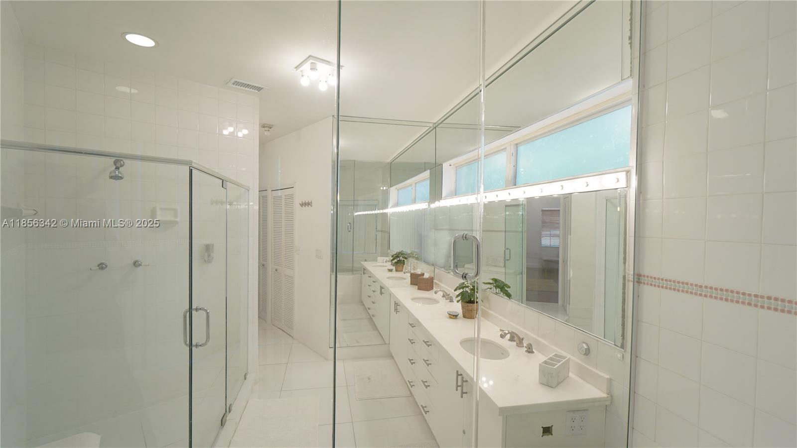 BISCAYNE KEY ESTATES - Residential