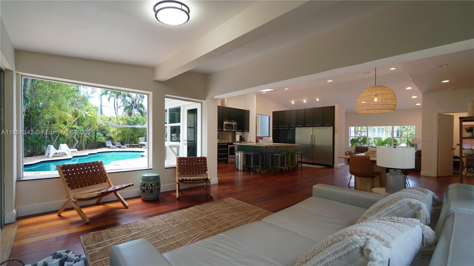 BISCAYNE KEY ESTATES - Residential