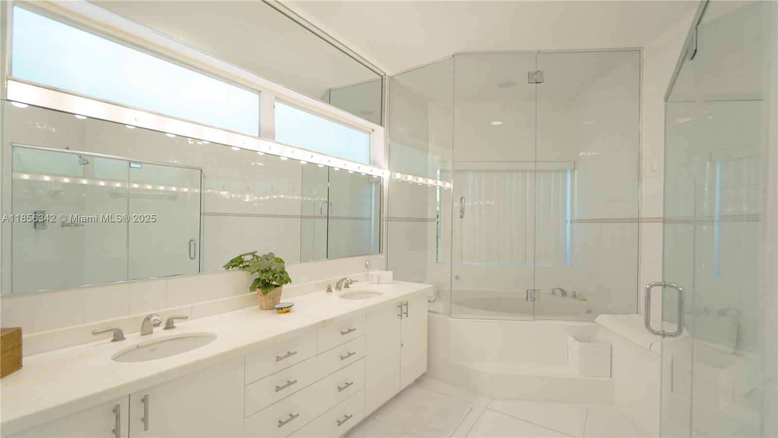 BISCAYNE KEY ESTATES - Residential