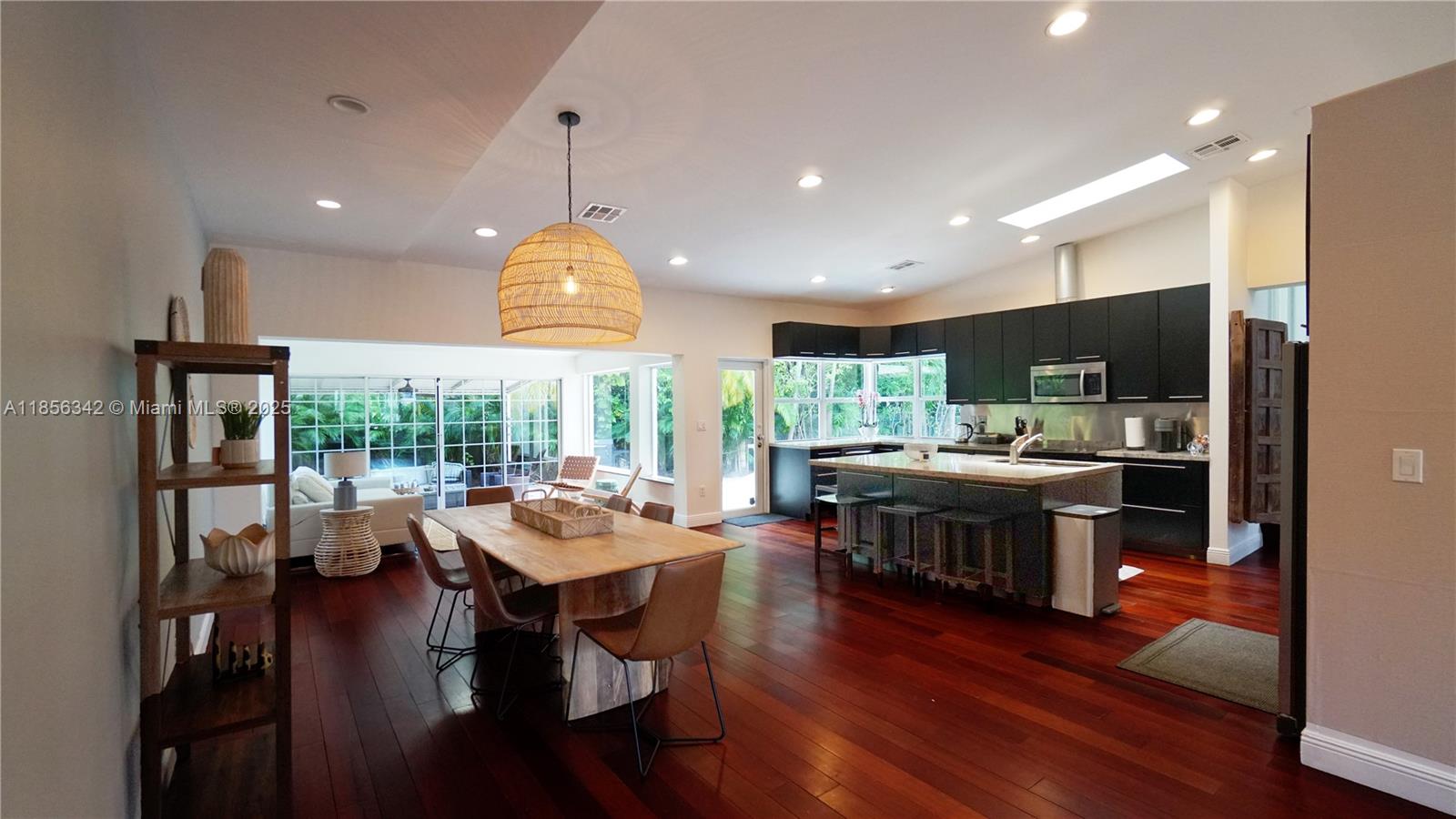 BISCAYNE KEY ESTATES - Residential