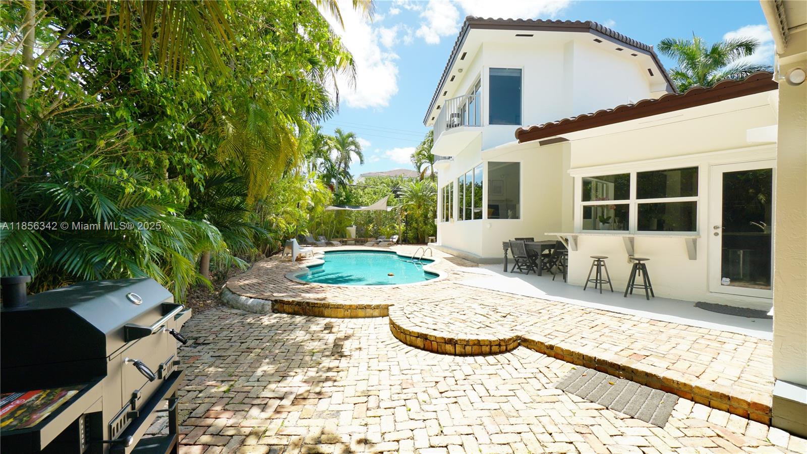 BISCAYNE KEY ESTATES - Residential