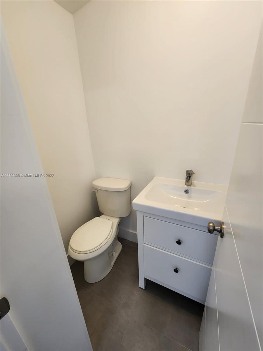 SYLVANIA HEIGHTS - Residential Lease