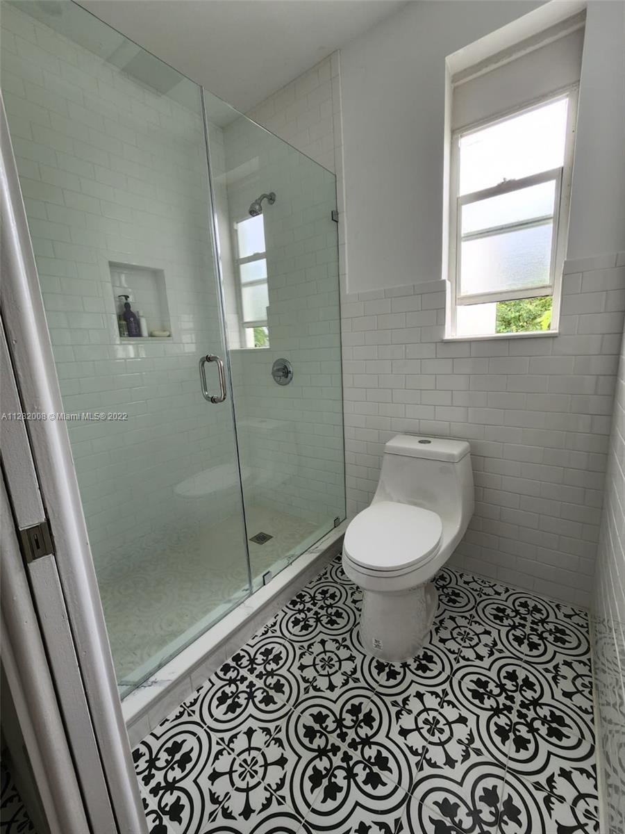 SYLVANIA HEIGHTS - Residential Lease