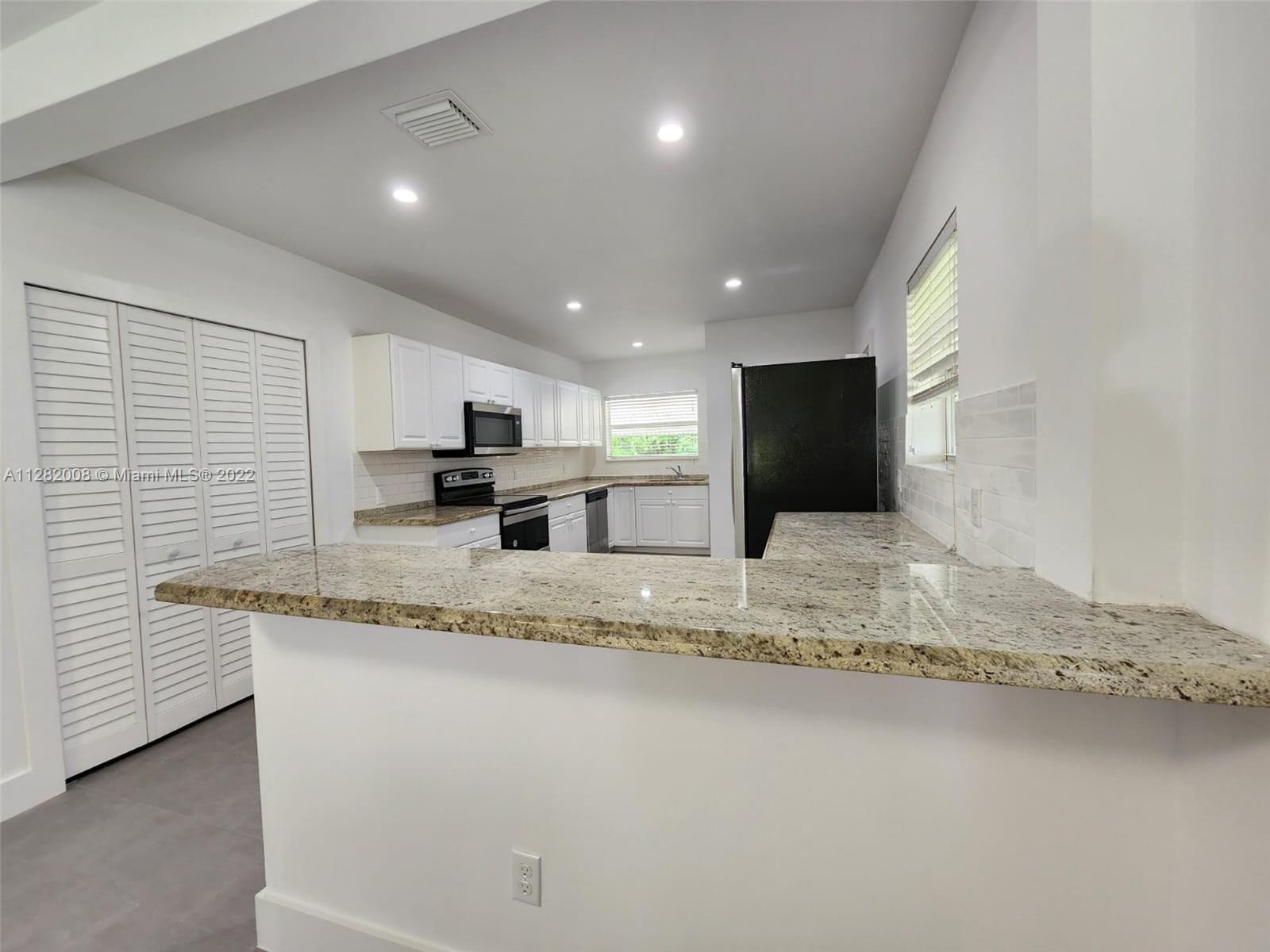 SYLVANIA HEIGHTS - Residential Lease