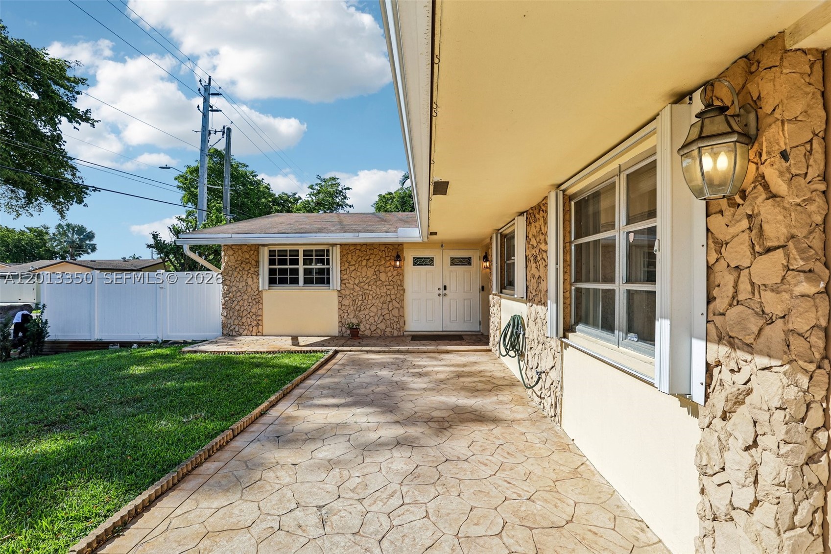 DANIA HIGHLANDS 2 - Residential Income