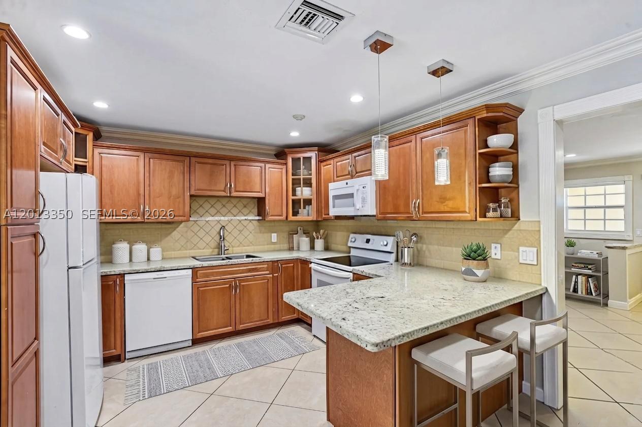 DANIA HIGHLANDS 2 - Residential Income