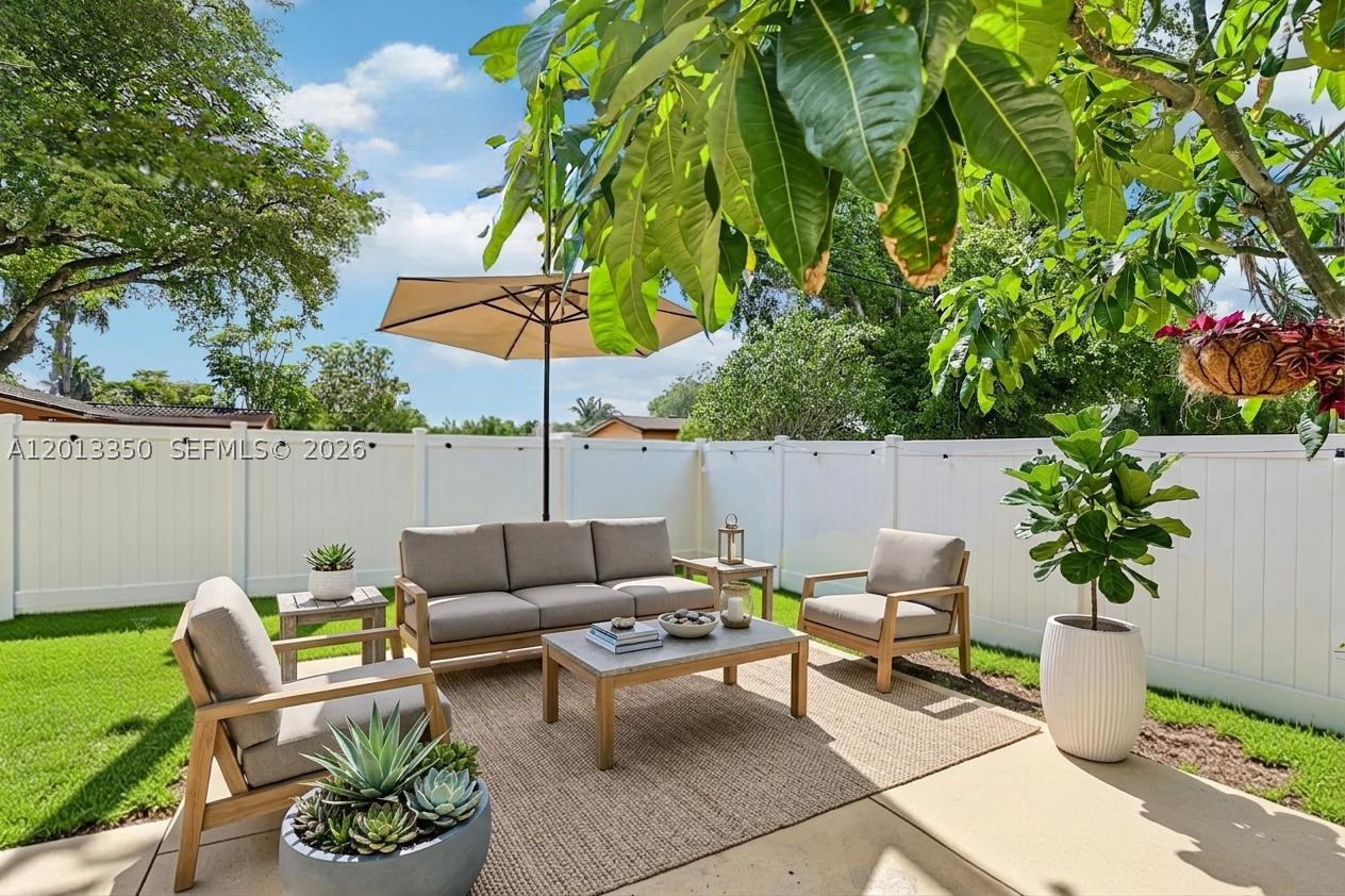DANIA HIGHLANDS 2 - Residential Income