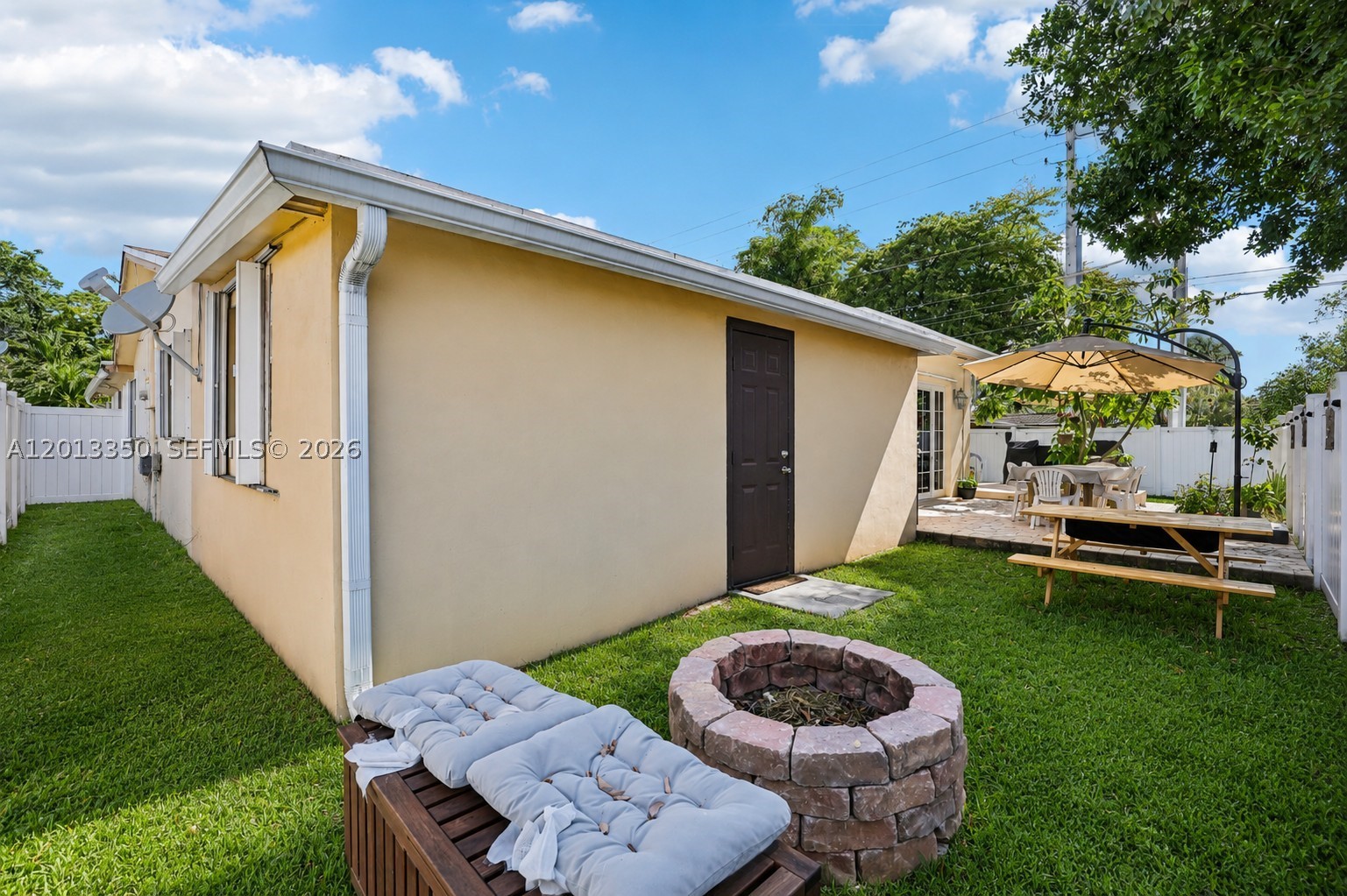DANIA HIGHLANDS 2 - Residential Income