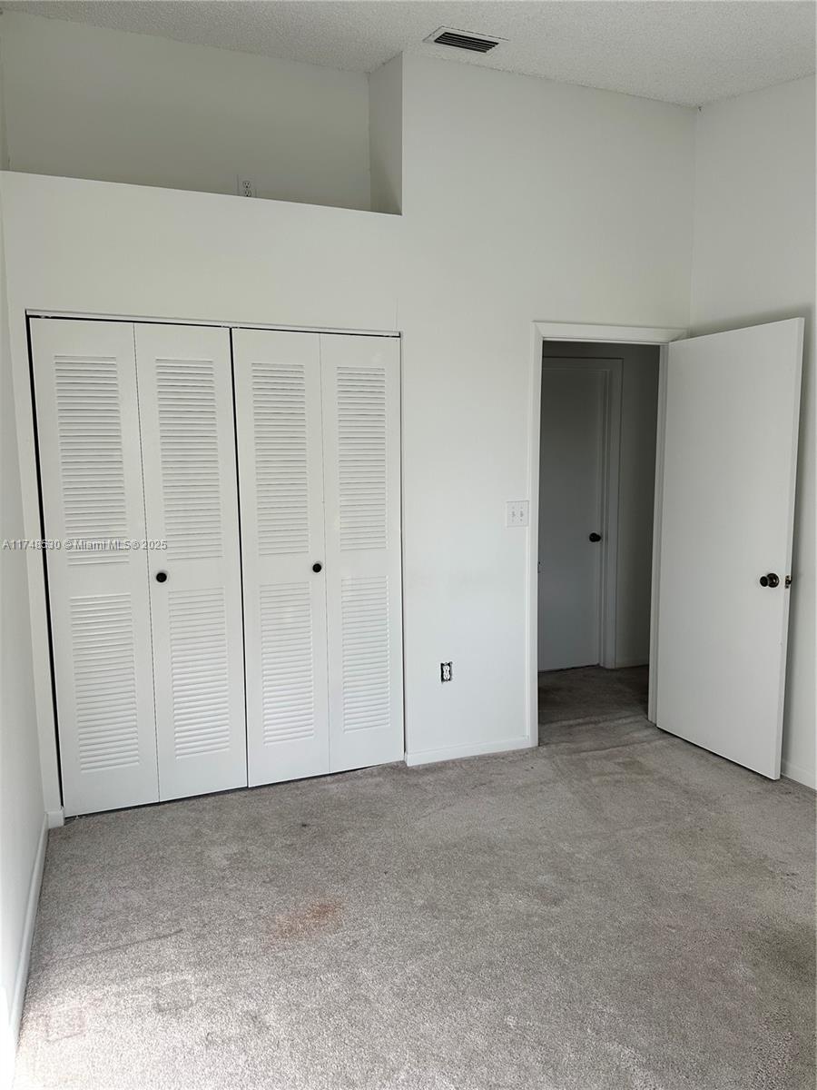 PEMBROKE POINTE - Residential