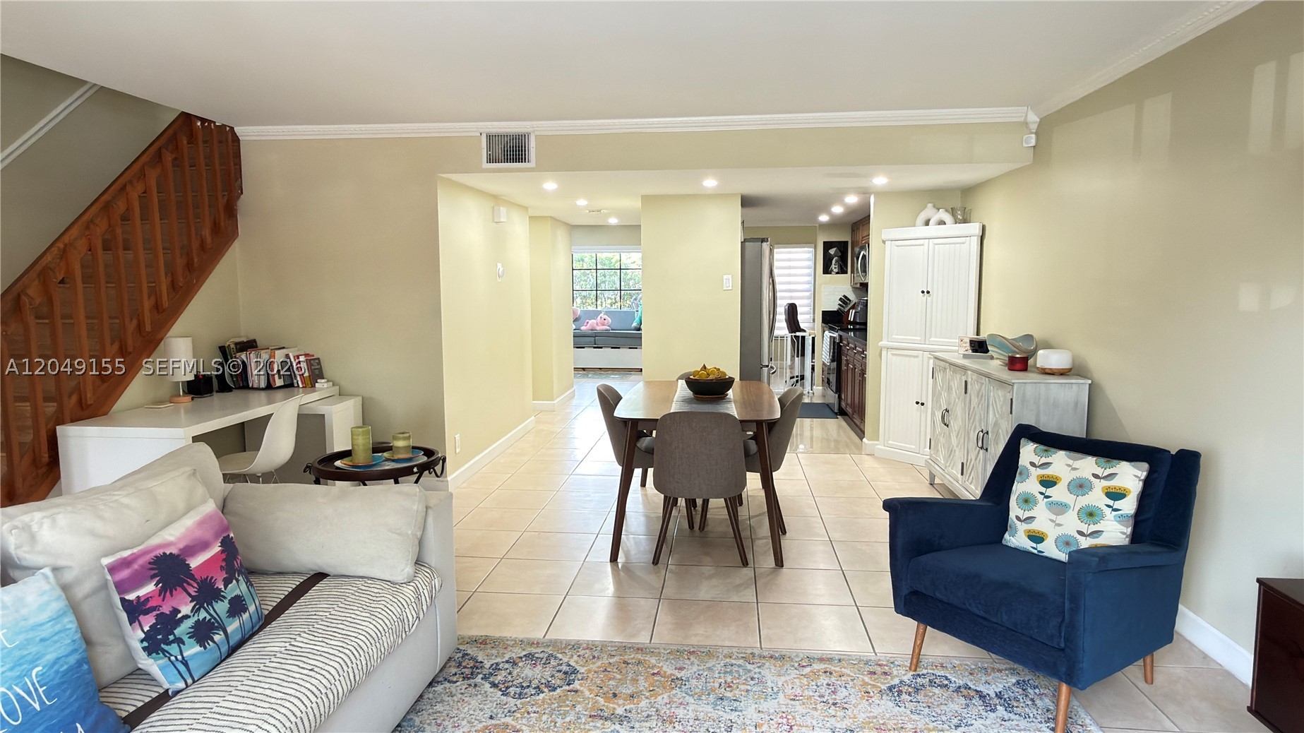 WELLEBY UNIT SIX - Residential