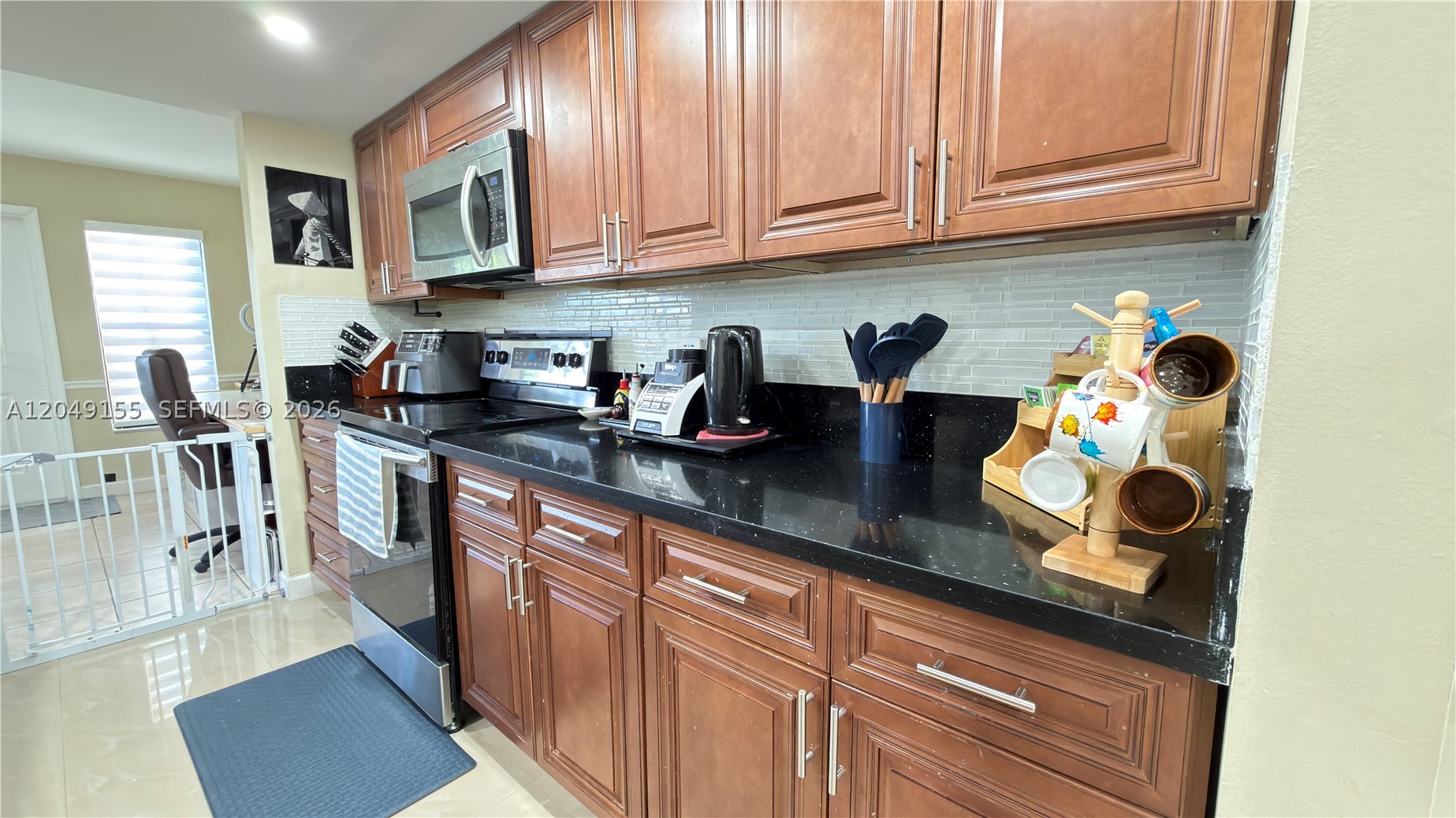 WELLEBY UNIT SIX - Residential