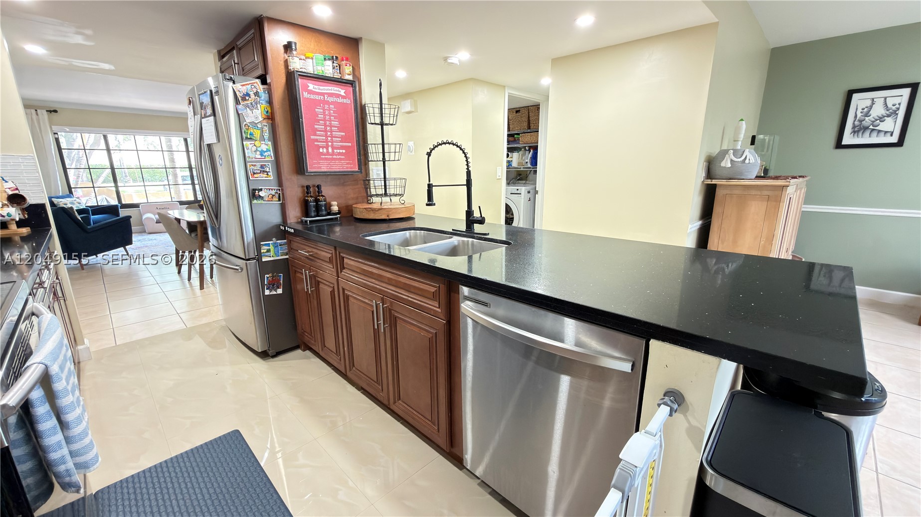 WELLEBY UNIT SIX - Residential