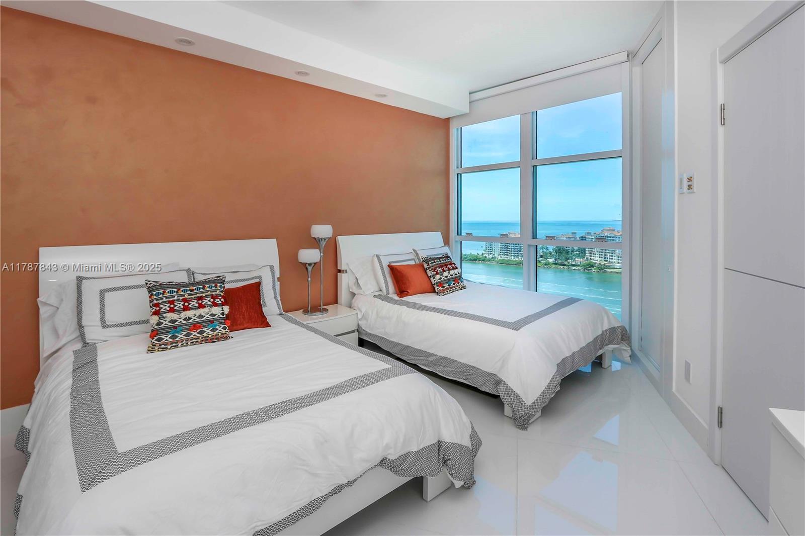 PORTOFINO TOWER CONDO - Residential Lease