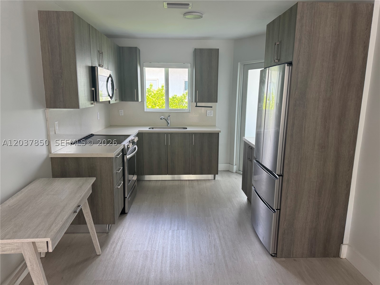 TREASURE IS 1ST ADDN PORT - Residential Lease