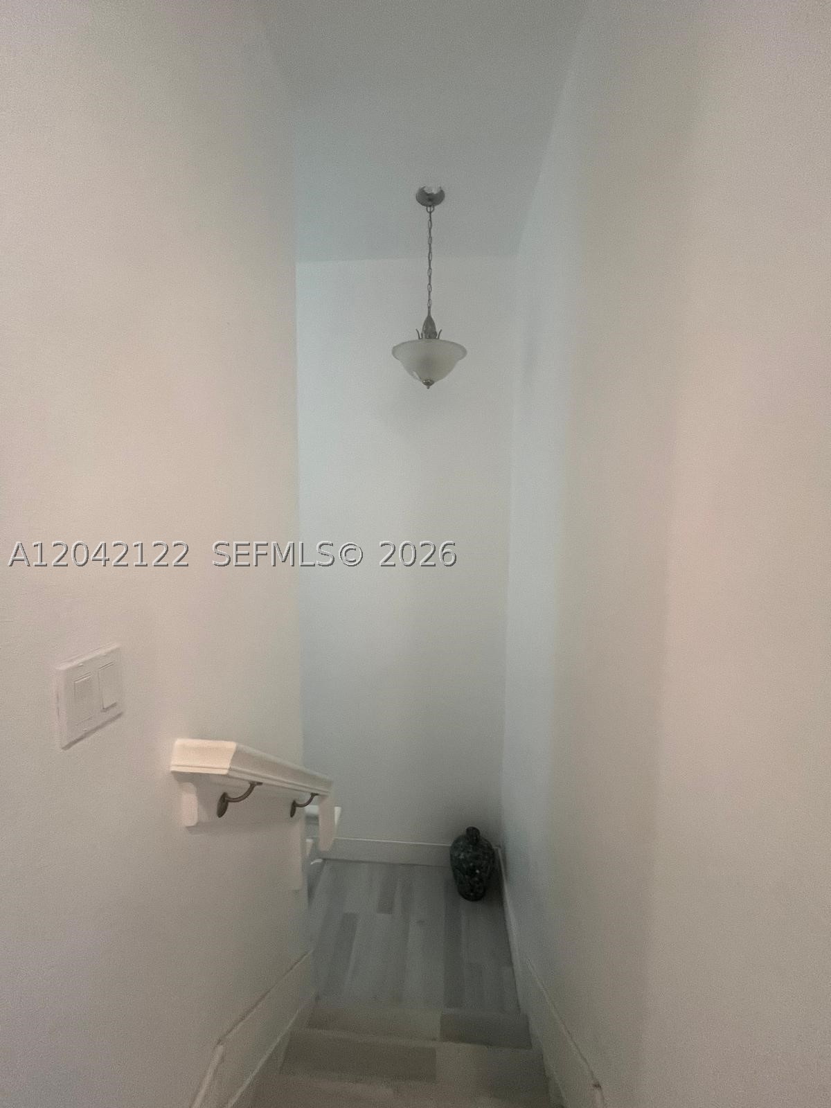 DORAL BREEZE - Residential Lease