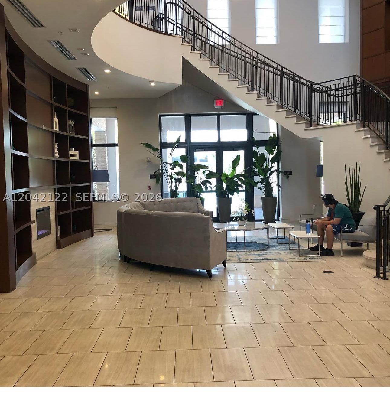 DORAL BREEZE - Residential Lease