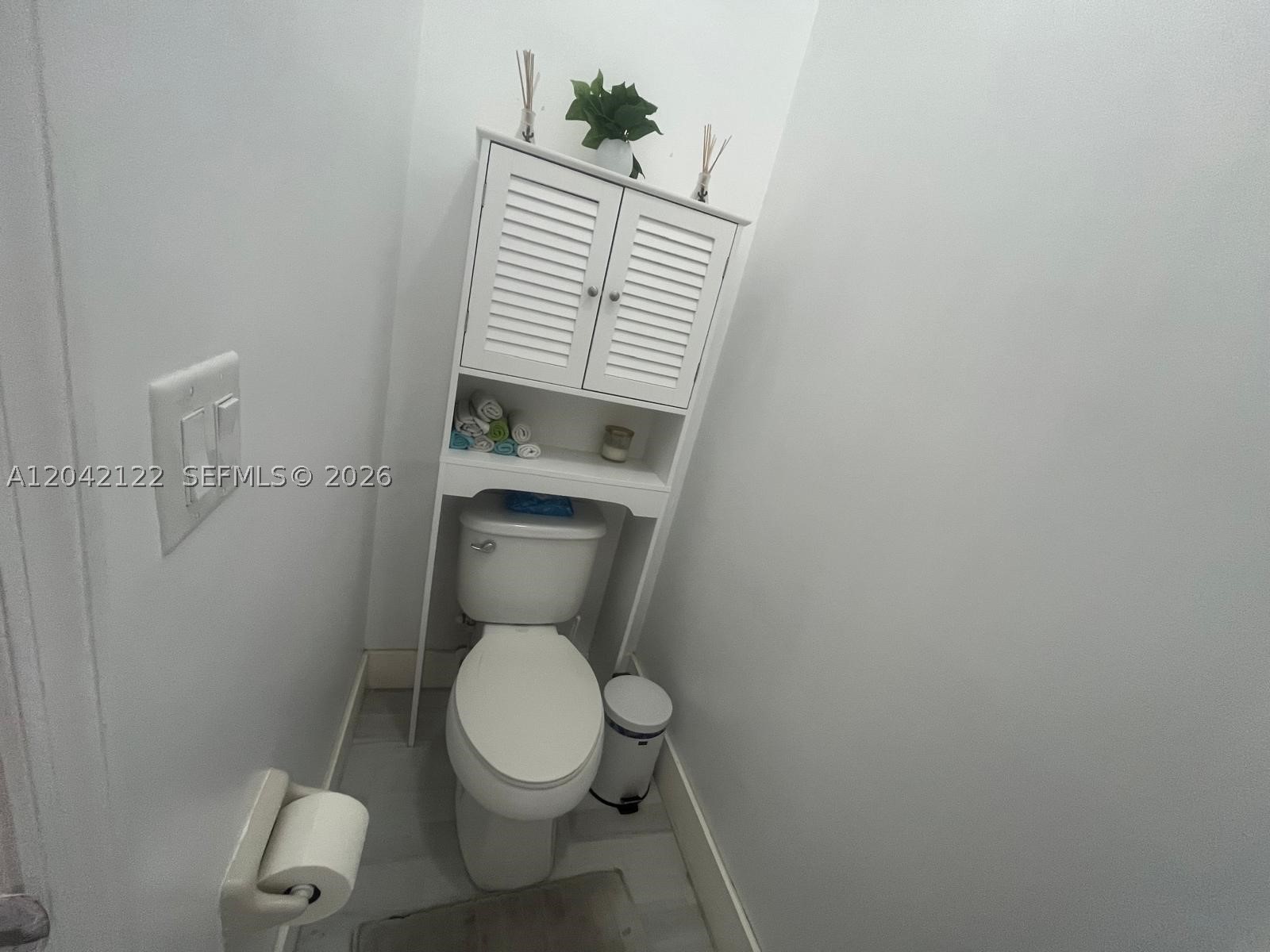 DORAL BREEZE - Residential Lease