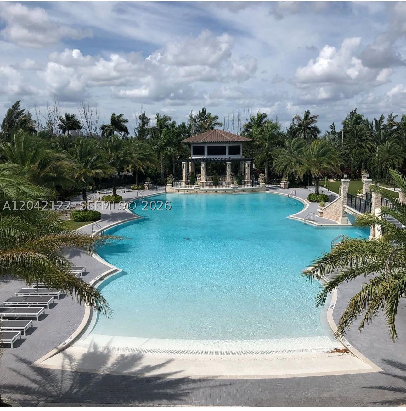 DORAL BREEZE - Residential Lease