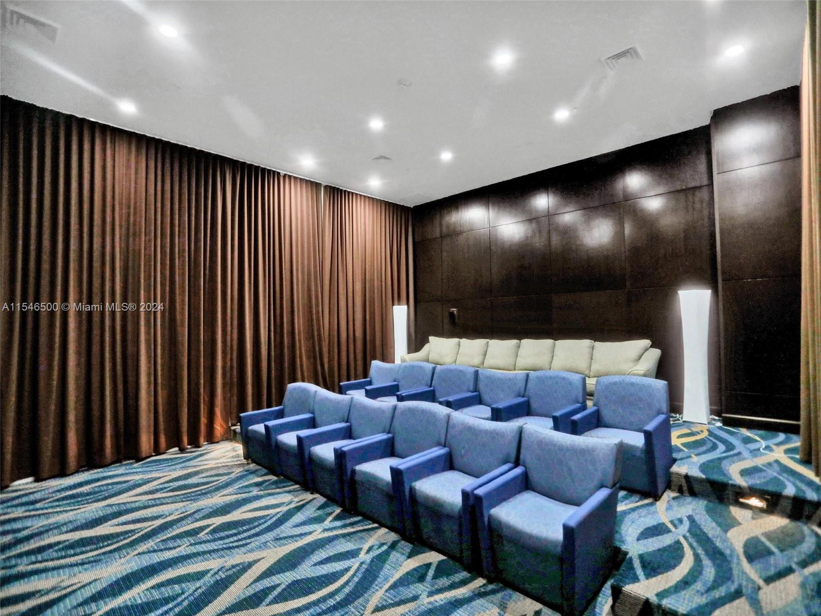 VENTURE AT AVENTURA EAST - Residential