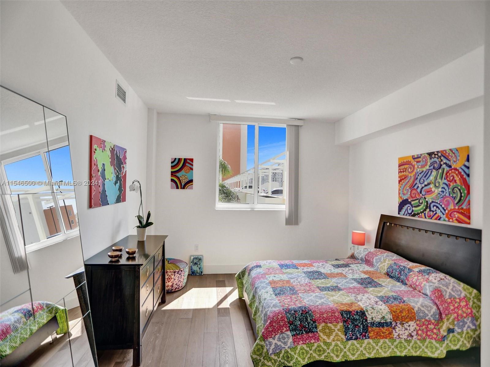 VENTURE AT AVENTURA EAST - Residential