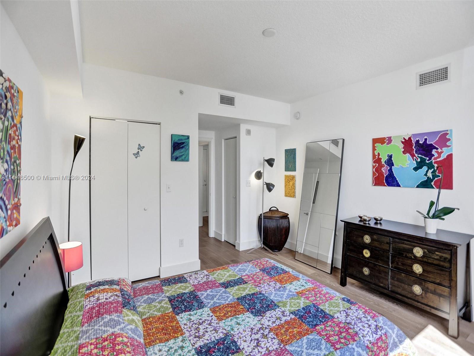 VENTURE AT AVENTURA EAST - Residential