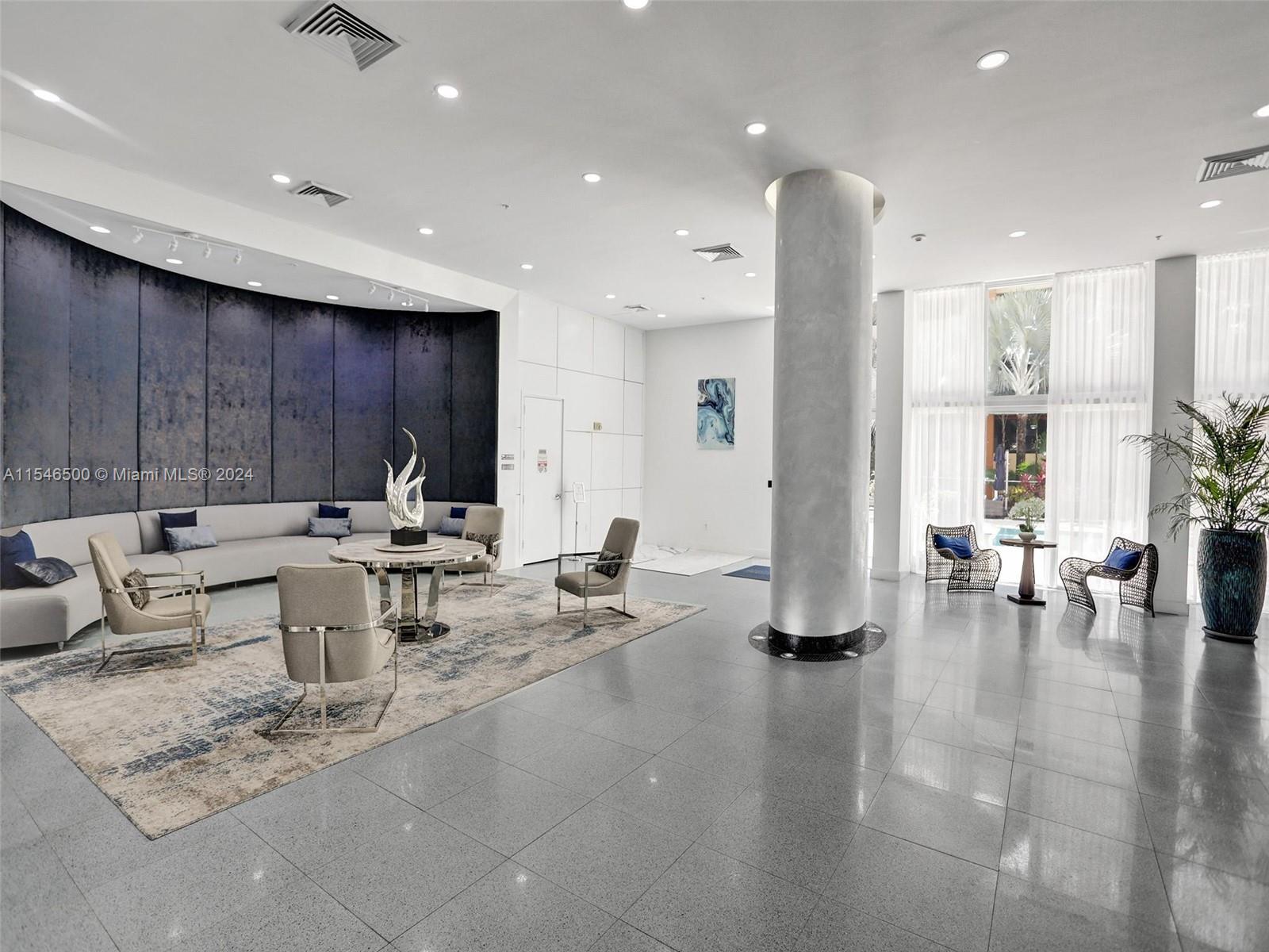 VENTURE AT AVENTURA EAST - Residential