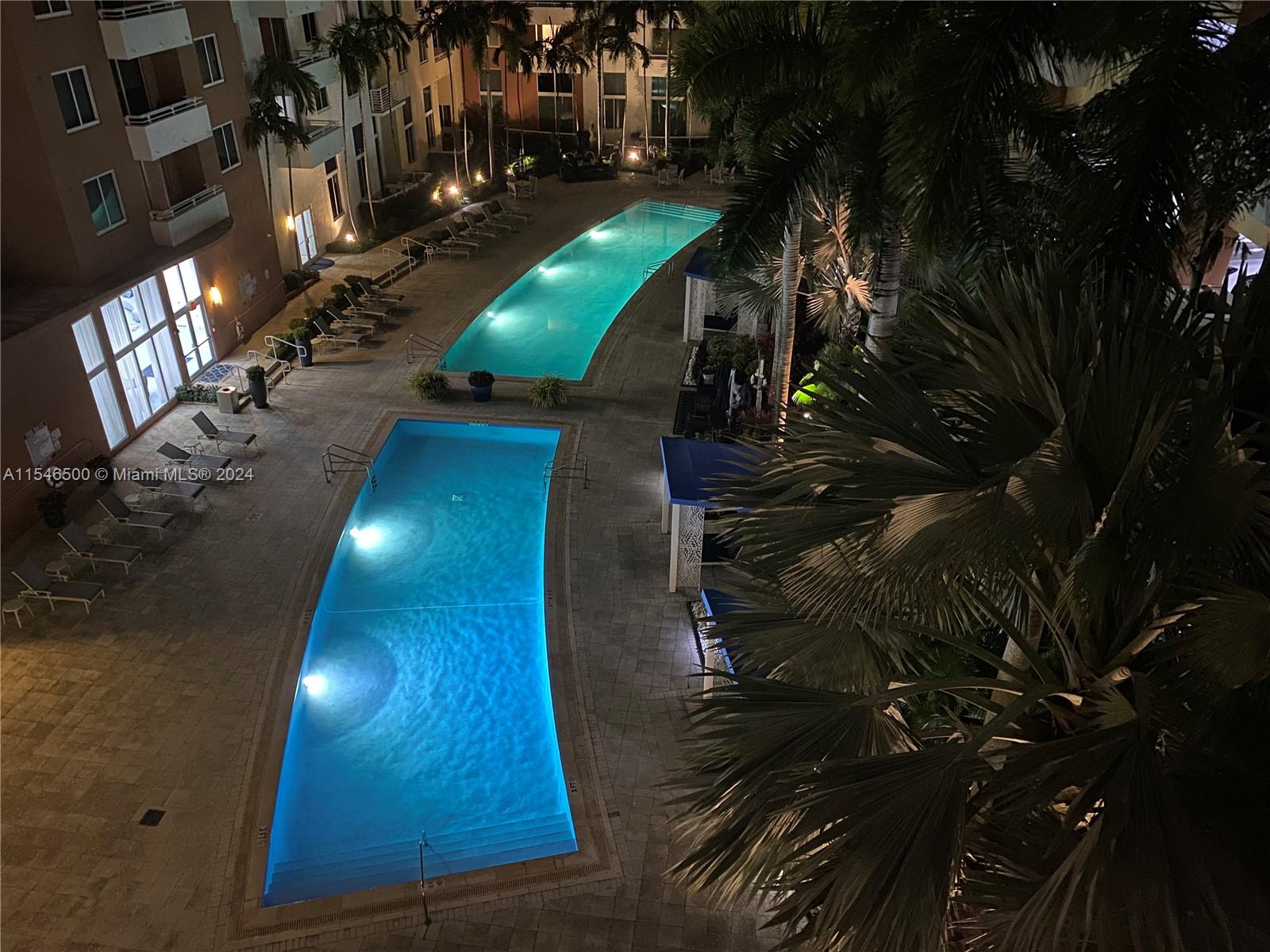 VENTURE AT AVENTURA EAST - Residential