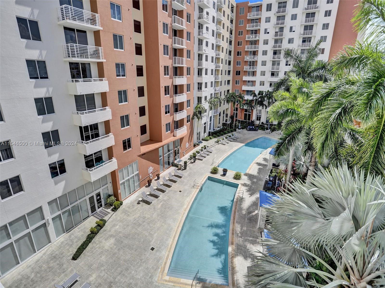 VENTURE AT AVENTURA EAST - Residential