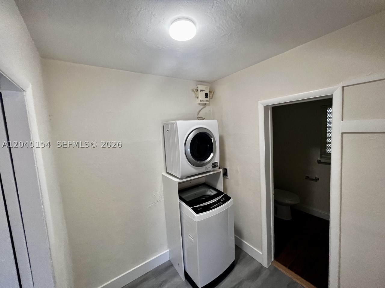 C GAB DOUGLAS SEC - Residential Lease
