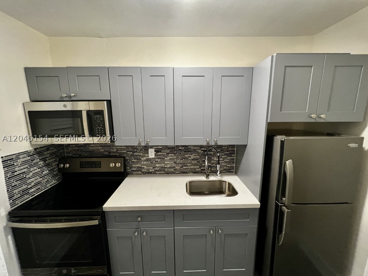 C GAB DOUGLAS SEC - Residential Lease