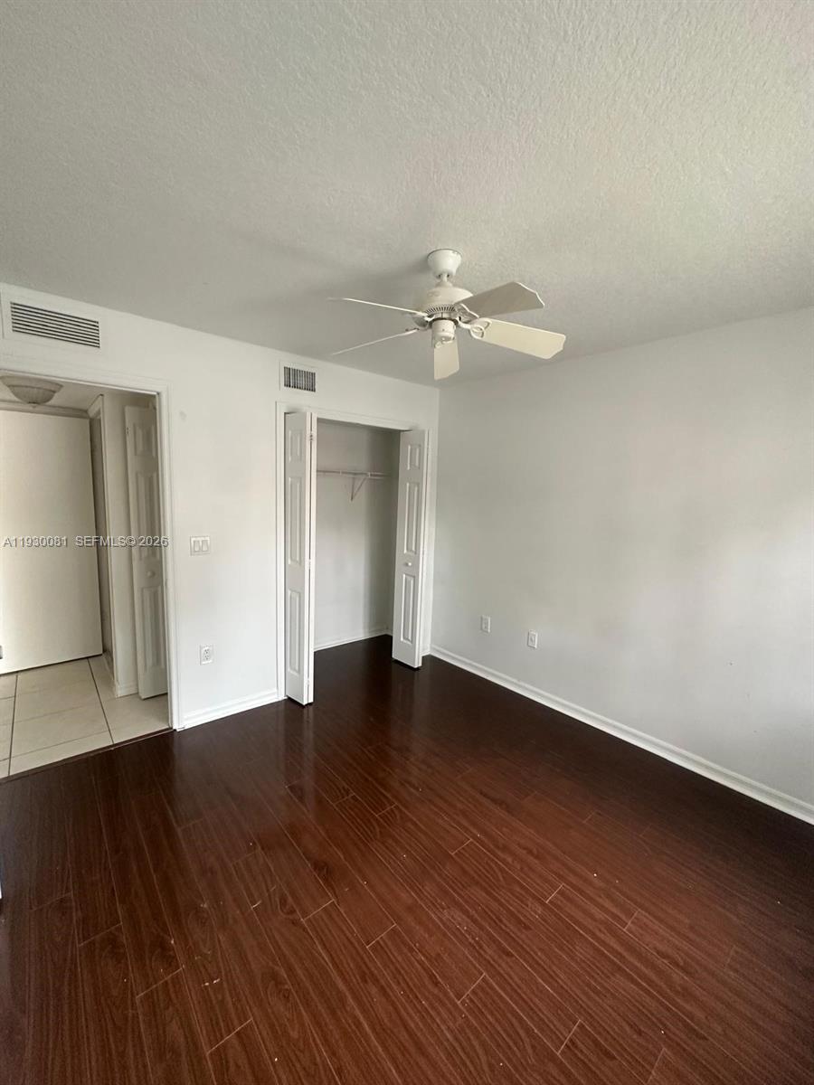 VENETIA GARDENS SOUTH CON - Residential Lease